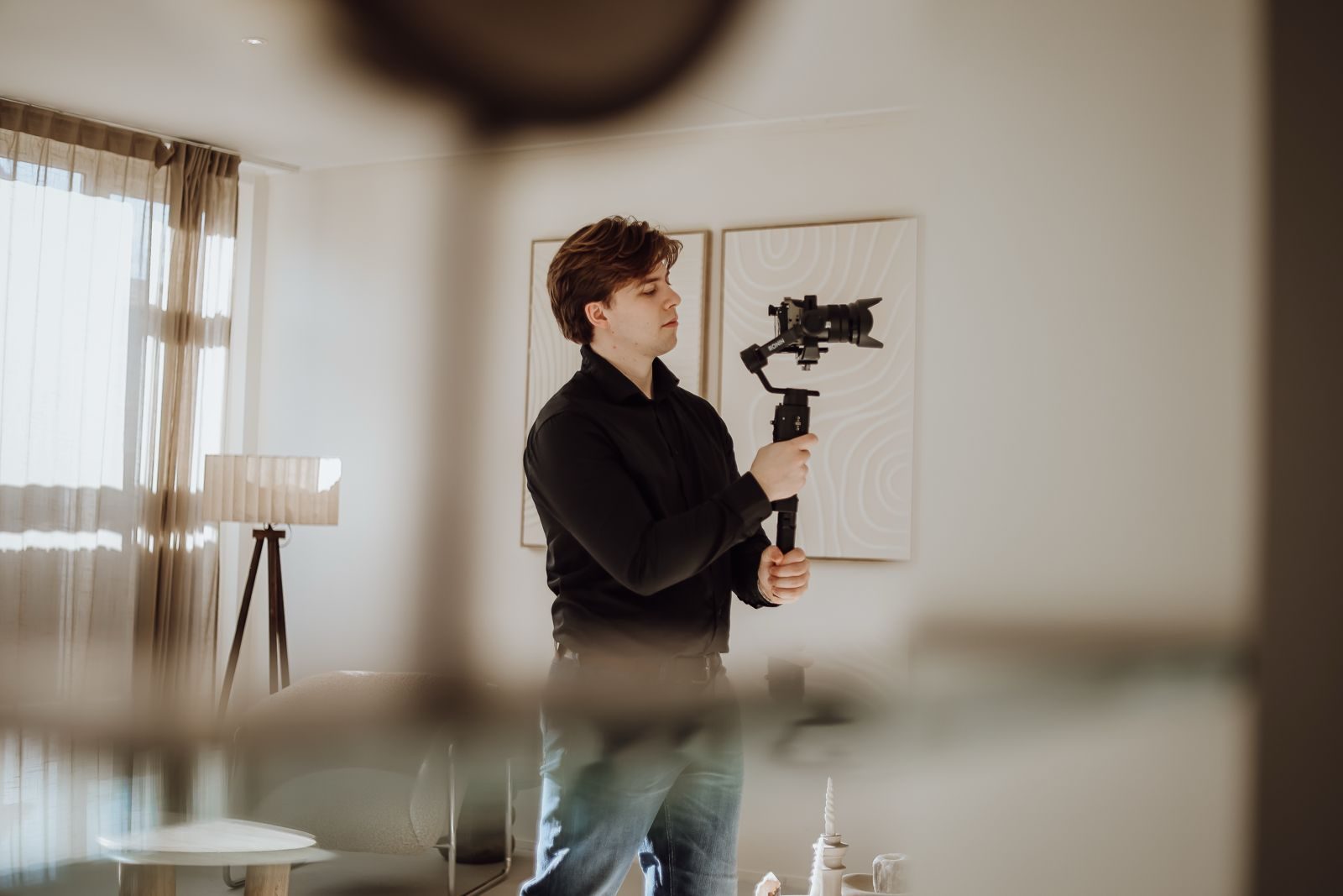 Liam van LVHVisuals filmt met een gimbal