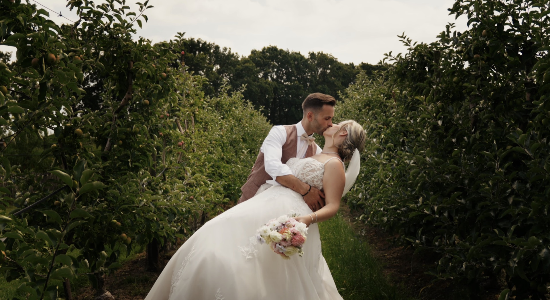 Trouwfilm van Michaël & Charlotte door LVHVisuals, trouwvideograaf uit Lommel